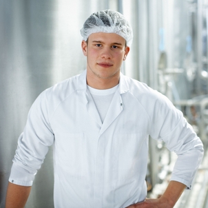 Industrie-expert in de melkproductie