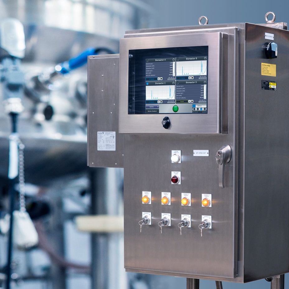 Raman Rxn4 analyzer with enclosure and Rxn-45 probe in a stainless-steel bioreactor